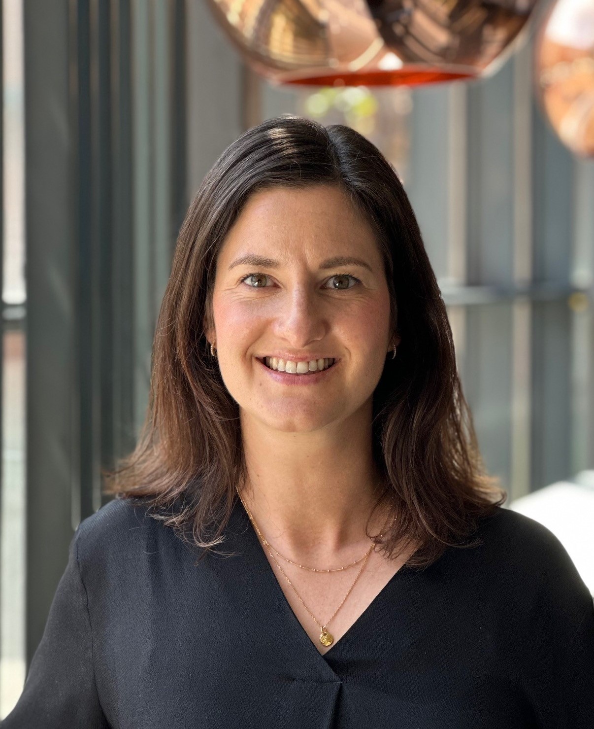 Portræt af docent Julia Salado-Rasmussen fra Københavns Professionshøjskole, der er projektleder på Digital Balance.