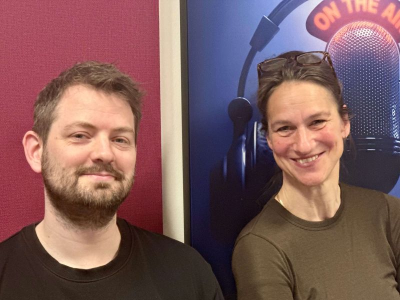 Kristoffer Gorm Sejergaard fra Dialog mod vold og Marie Bagger fra LOKK, Landsorganisationen af kvindekrisecentre