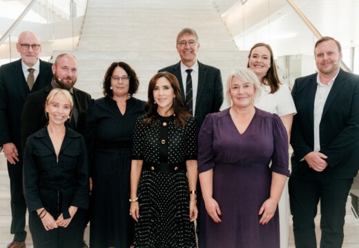 KP-lektor Gry Segoli sammen med de andre prisvindere til Undervisningsprisen 2026. Priserne blev overrakt af H. M. Dronningen og uddannelses- og forskningsminister Christina Egelund